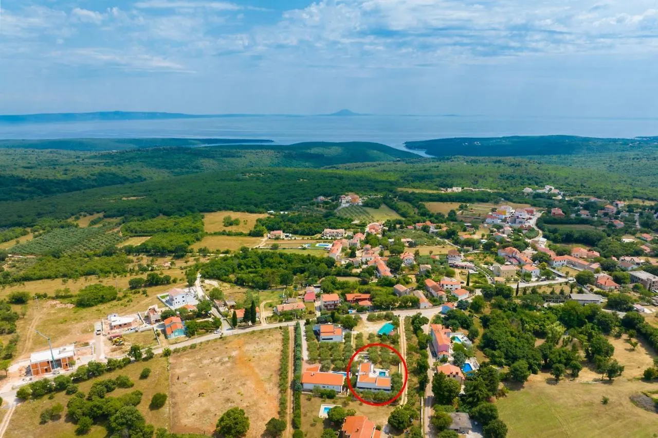 Villa Lm Krnica 0*,